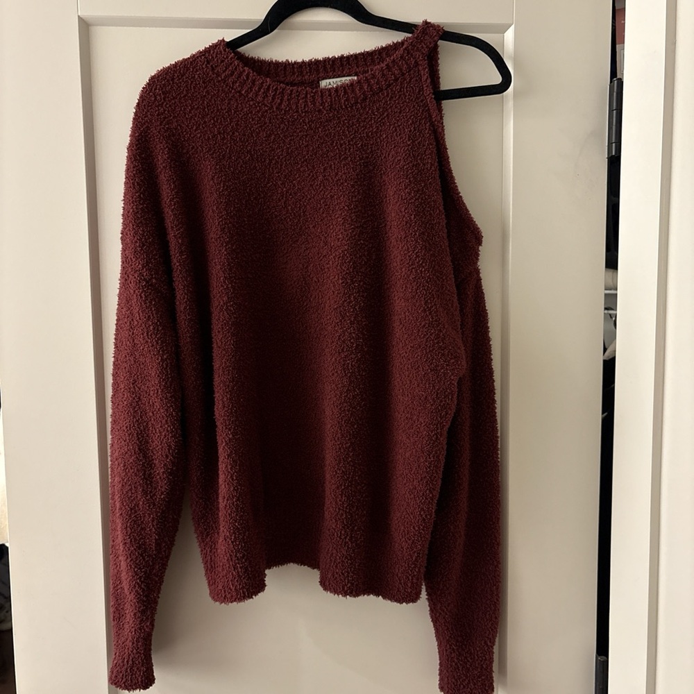 Women's Burgundy Sweater